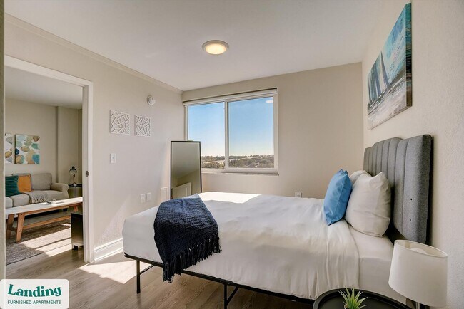 305 Dr. M.L.K. Jr St S Unit 333