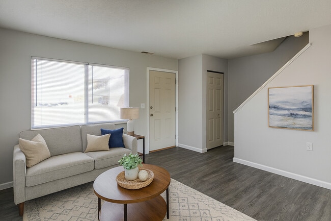 Professional Park Townhomes & Apartments