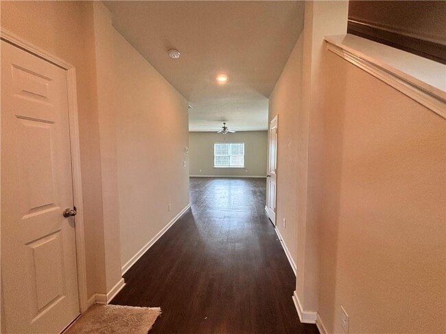 160 Innis Brk Cir SW