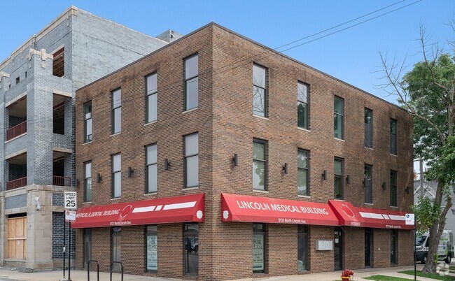 Building Photo - 5131 N Lincoln Ave Unit 301 Rental
