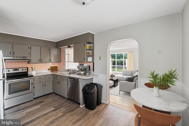 Photo - 1206 Sylvan Dr