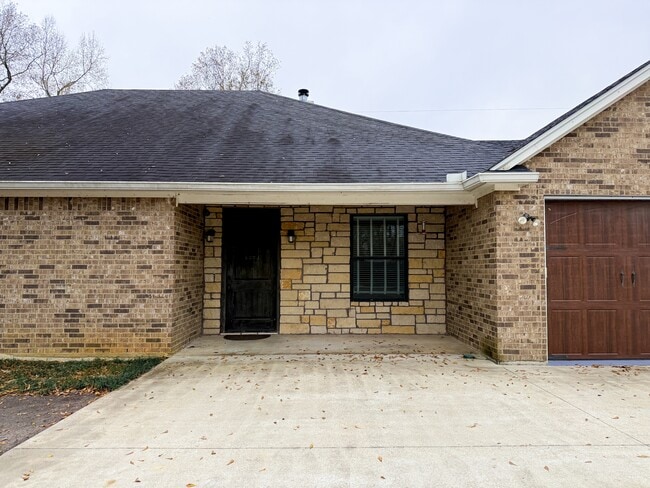 Photo - 12250 Charlotte Dr