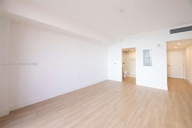 Photo - 90 NE 32nd St Unit 516