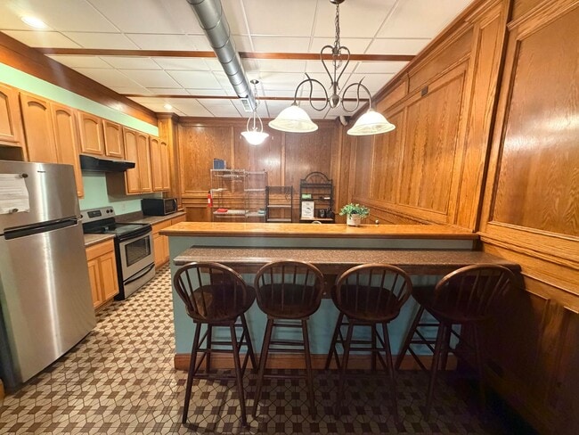Photo - 1425 5th Ave Unit Apt 2