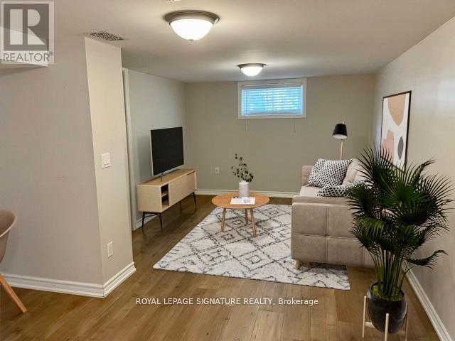 Photo - 1528 Pharmacy Ave