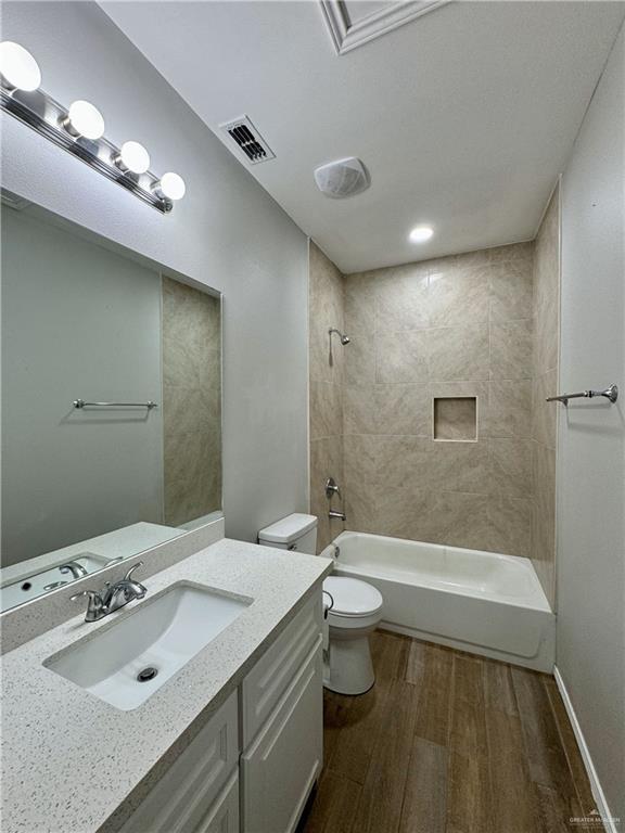 Photo - 11 N 56th Ln Unidad 4