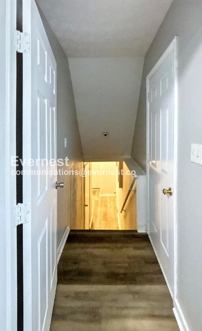 Photo - 3415 Bremen St