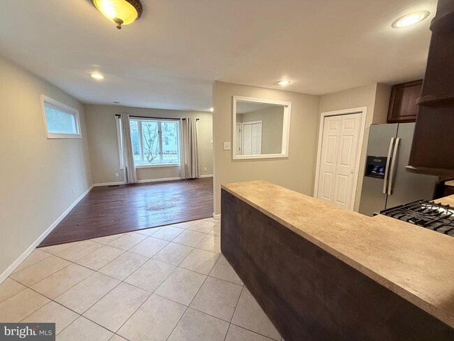 Photo - 14 Washington St