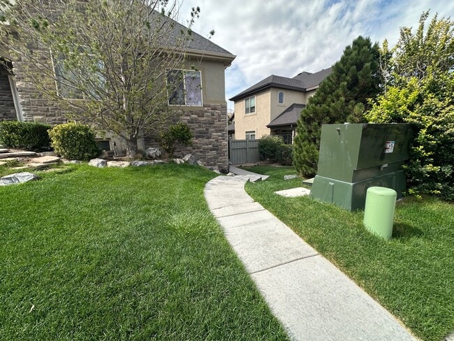 4000 Mount Airey Dr