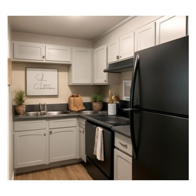 Building Photo - Renata View Apartments