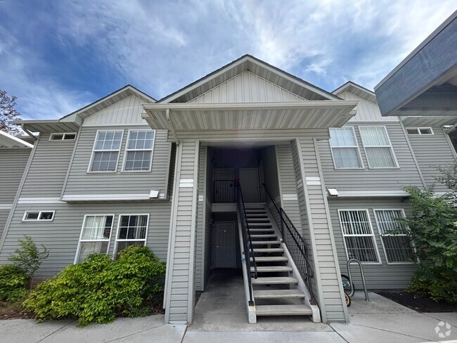 Building Photo - 1621 S Eagleson Rd Unit A3 Rental