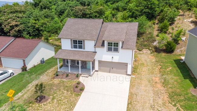 Photo - 628 Drakewood Rd