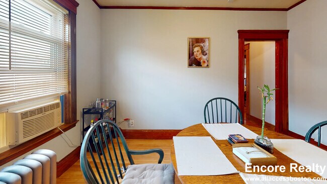 Photo - 60-62 Pinkert St Unit 60