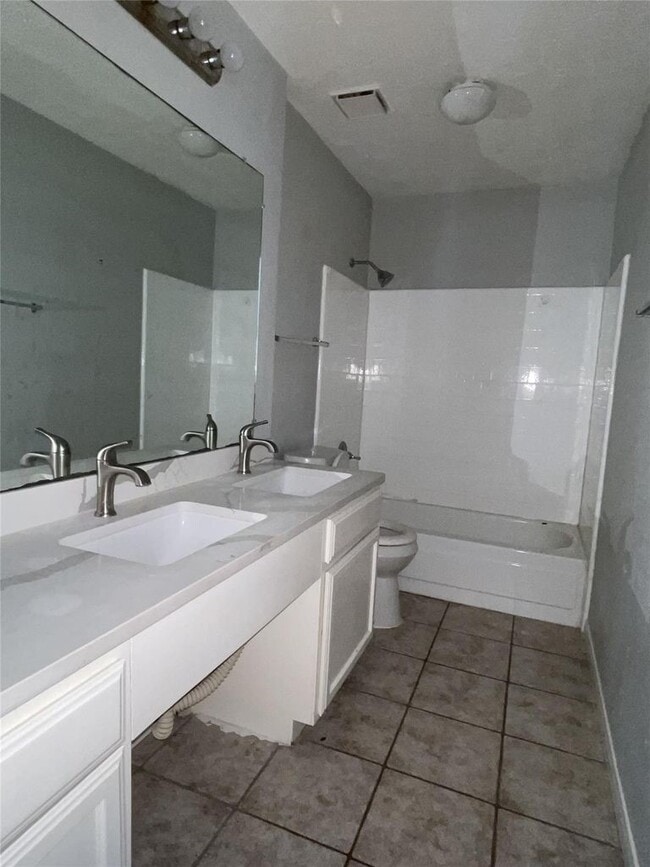 Photo - 12318 De Forrest St