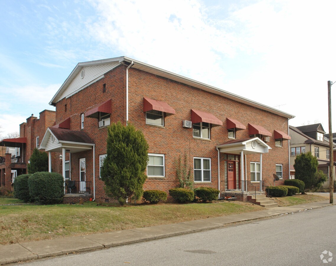 Photo - 1302 Neel St Apartments