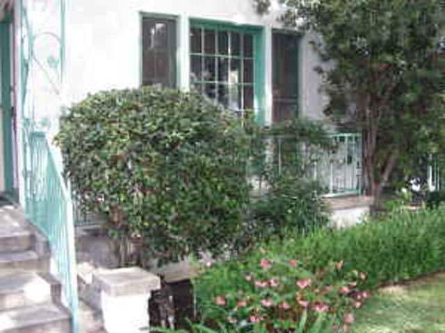 Photo - 4015 Edenhurst Ave Unit 4015