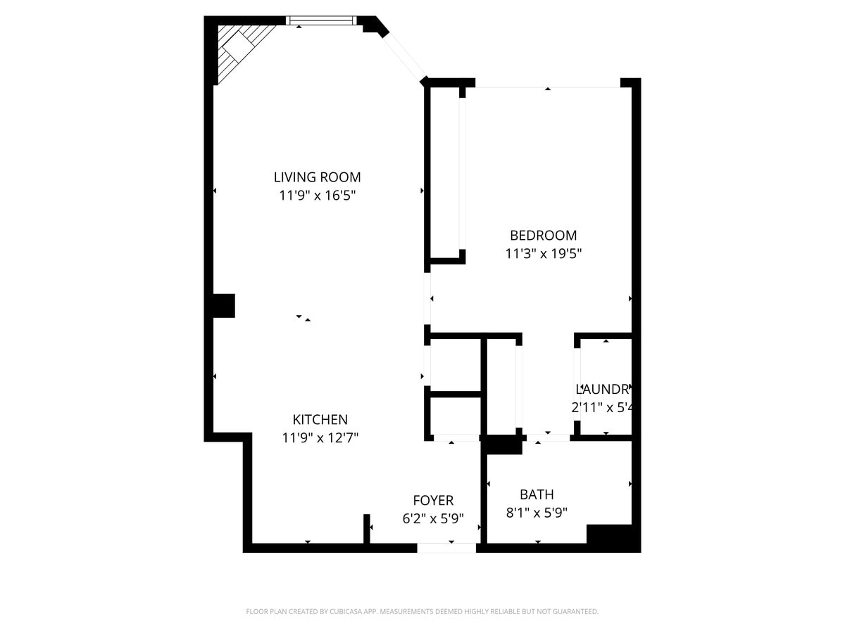 Plano de planta + Balcón - 3101 N Hampton Dr Unidad 816