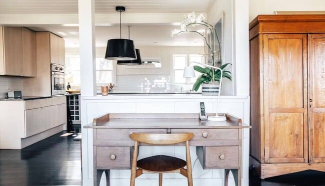 Photo - 23 Mulford Ln