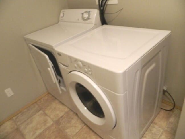 Photo - Wentworth Apartments