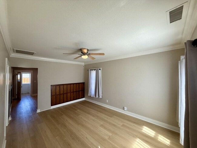 Photo - 731 River Ave