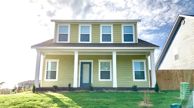 Building Photo - 1813 N Izard Ln
