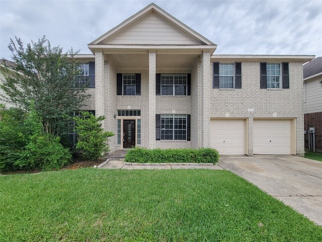 Building Photo - 20810 Deauville Dr