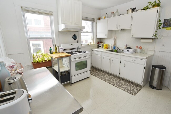 Photo - 89 Rockview St Condo Unit 3