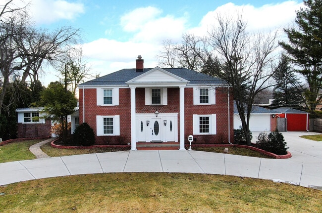 Photo - 305 N Reed St