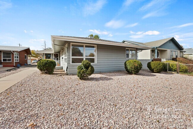 Photo - CHARMING WESTSIDE 2BD HOME with A/C