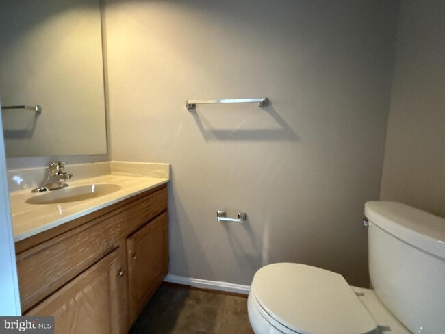 Photo - 16926 Point Pleasant Ln Casa Adosada