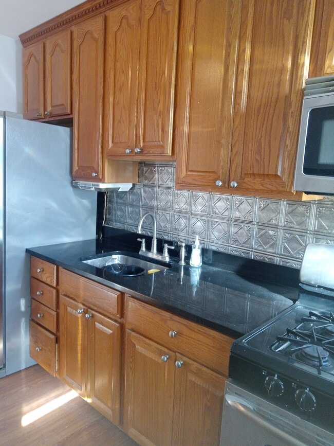 Photo - 503 Campbells Ln