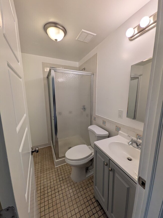 Photo - 113 Oliver Ave Unit 3R