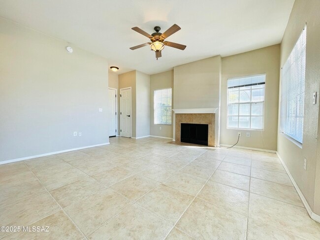 1500 E Pusch Wilderness Dr Unit 3204