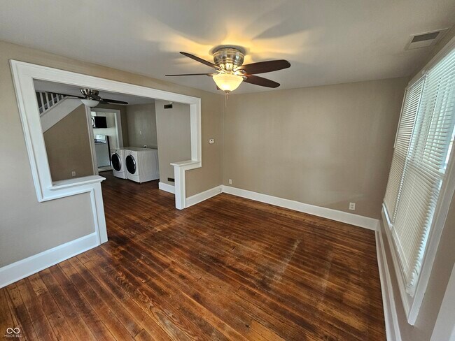 Photo - 1337 W Lee St