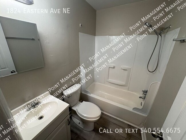 Photo - 1824 Eastern Ave NE