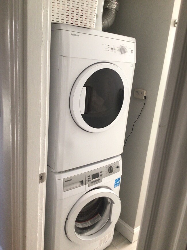 Photo - 24 Pond St Unidad 2