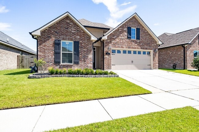 Photo - 4 bedroom 3 bathroom Spacious House for Rent in Reserve at Conway