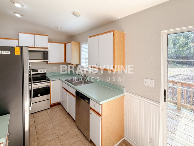 Photo - 132 E 8th St