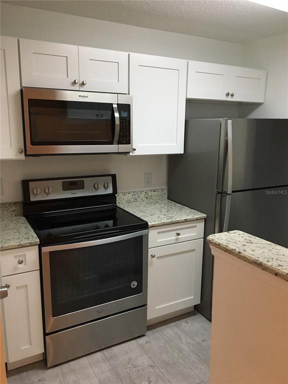Photo - 375 Lake Ontario Ct Unit 301