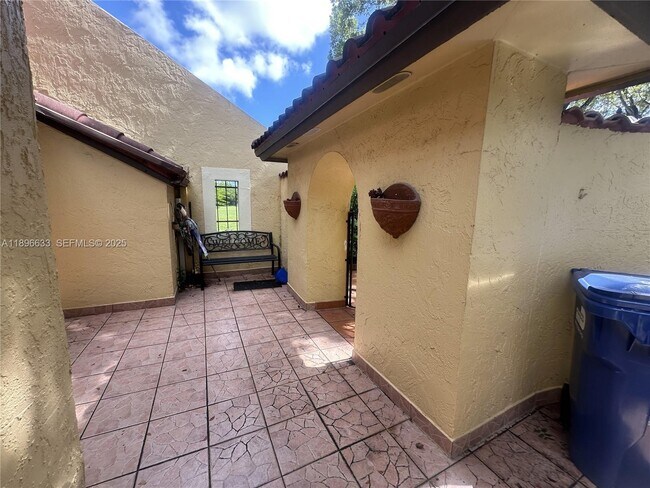 Photo - 3730 Alcantara Ave Unit 69-F