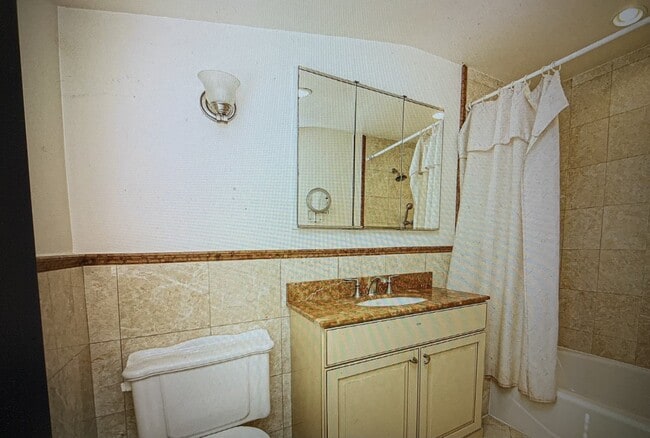 Photo - 526 Williams Rd