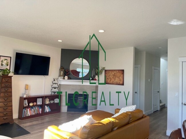 Photo - Gorgeous Home for Rent