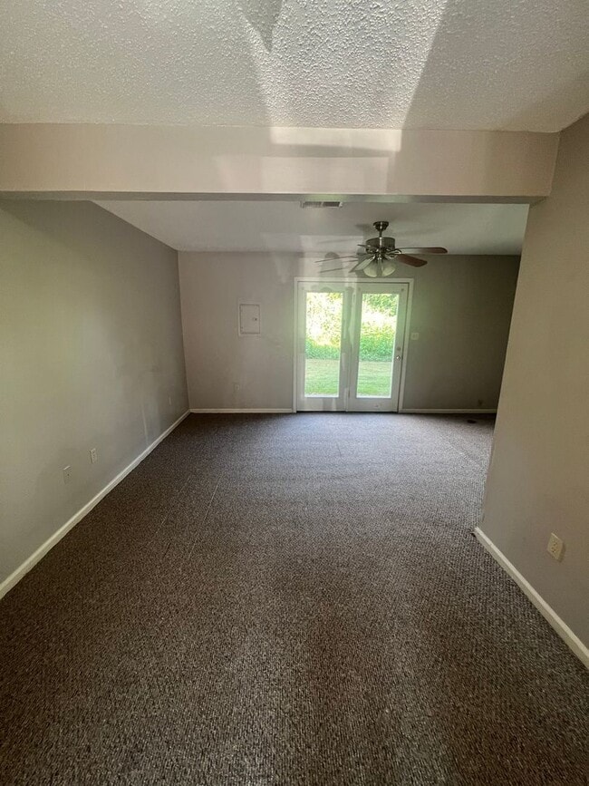Photo - 427 Mt Pelia Rd Unit 9