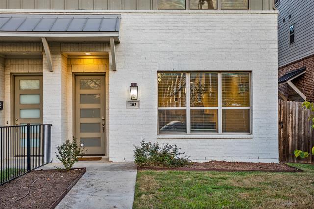 Photo - 203 Athenia Dr