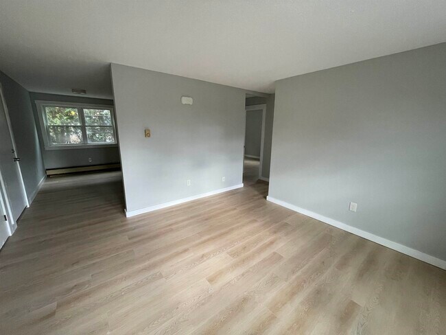 Photo - 17 Kingsley Ct Unit 3