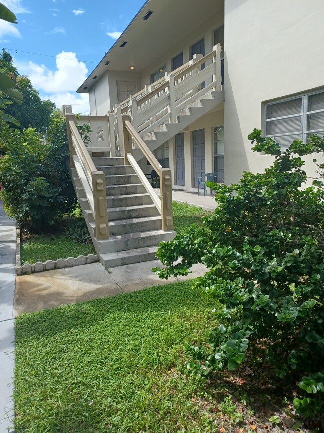 Photo - 5900 NW 16th Pl Apartment Unit 3