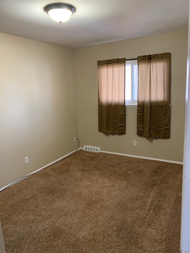 Bedroom - 1120 Lincoln Avenue Townhome