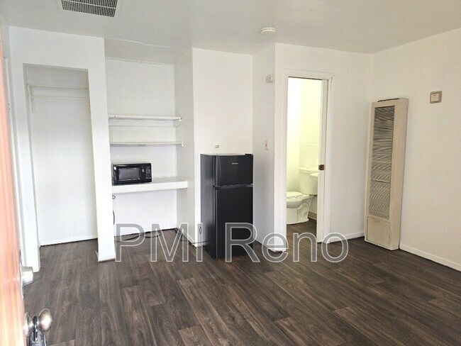 Photo - 140 Victorian Ave Unidad 8