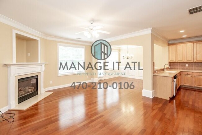 Photo - 3 Bedroom Townhome for Rent- Peachtree Rid...
