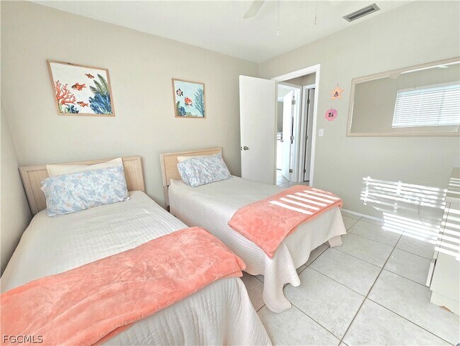 Photo - 3303 Prince Edward Island Cir